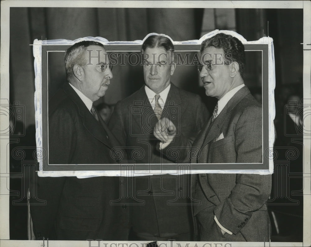 1933 Press Photo Albert Wiggin, William Dean Embree, Ferdinand Pecora at hearing - Historic Images