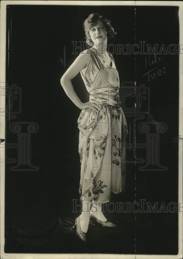 1920 Press Photo costume used in &quot;Honey Girl&quot; - neo13279-Historic Images