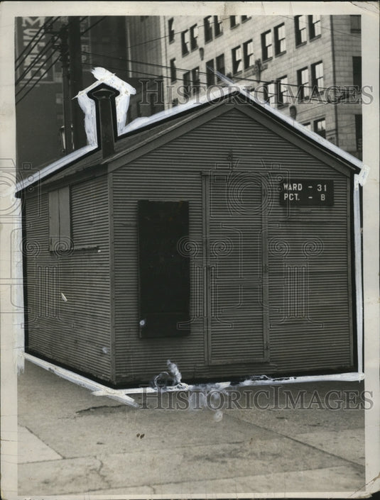 Press Photo Building Ward 31 Pct. B - neo14234-Historic Images