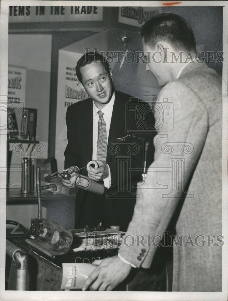 1955 Press Photo Bob Wilco of Rochester, New York Bernzomatic - Historic Images