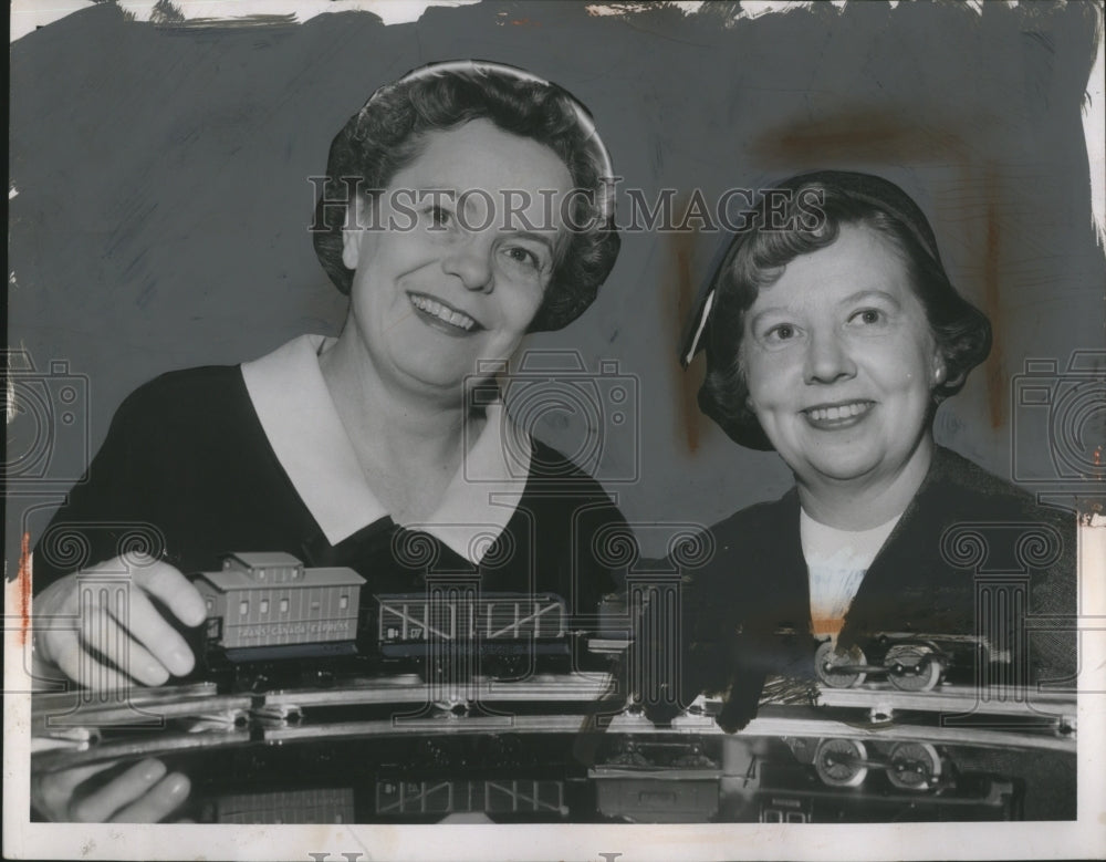 1955 Press Photo Fenn College American Association of University Women Members - Historic Images