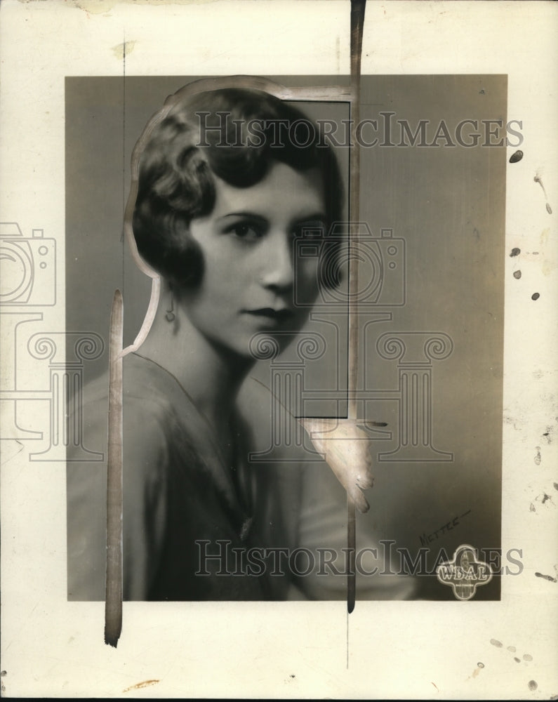 1929 Press Photo Elise Lee Cohen of WBAL Radio Station, Baltimore - neo16110-Historic Images