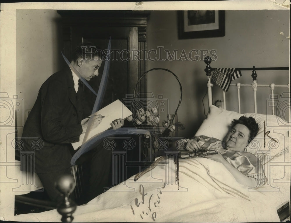 1924 Press Photo Ellie Revell in Hospital - Historic Images