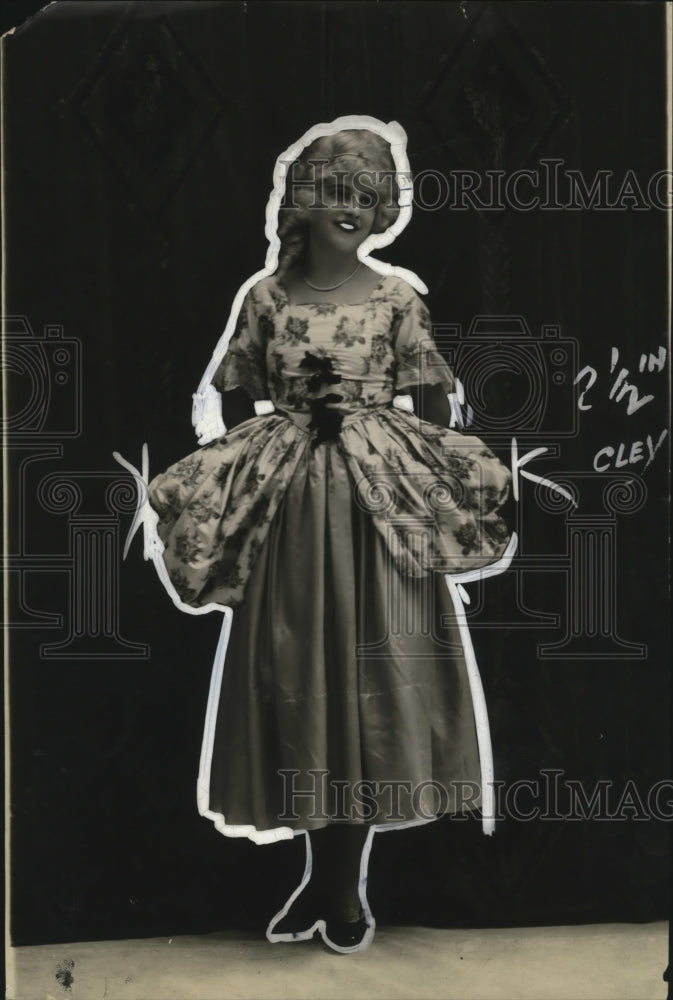 1922 Fall Model from Paris was new 100 years ago-Historic Images