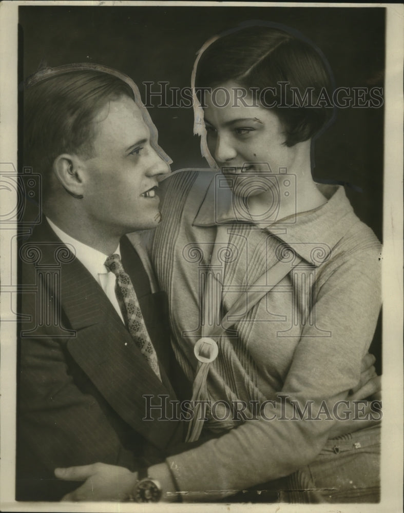 1925 Press Photo Harold Hamlin, 23, &amp; Wife - Historic Images