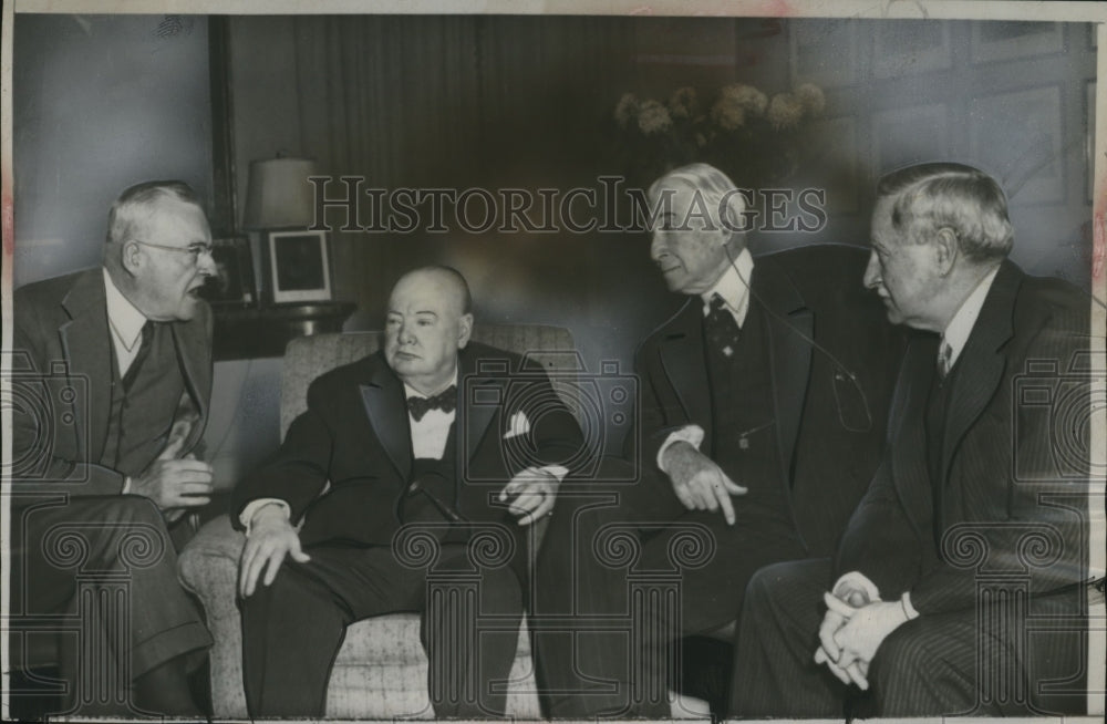 1953 Press Photo Meeting at Home of Statesman Bernard Baruch - neo19703-Historic Images