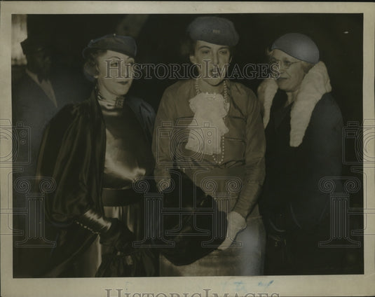 Press Photo Mrs. Jos. Gross, Mrs. Mifford Pinchot, Mrs. Helen Biva - neo19747-Historic Images