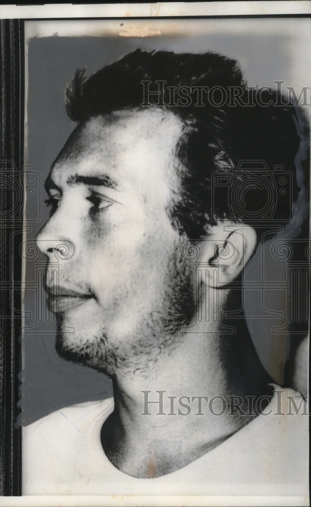 1960 Press Photo Alvin Tables Jr., Arrested for Murder & Hijacking, Havana, Cuba-Historic Images