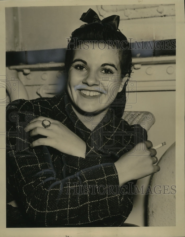 1940 Press Photo Pilar Gonzales of Barcelona Spain arrives in US on visit- Historic Images