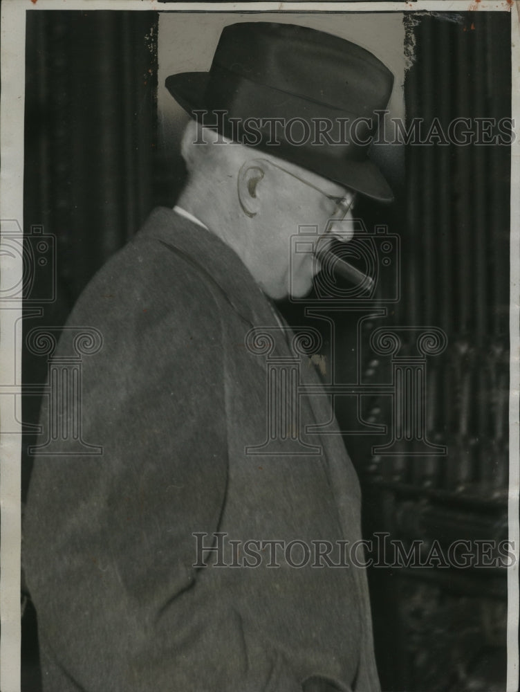 1934 Press Photo Harold P. Morton After Testifying in Trial of Lloyd Coates - Historic Images