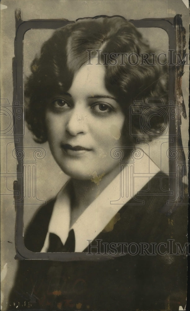 1925 Press Photo Mrs Emily Frost Bradley - neo20395-Historic Images