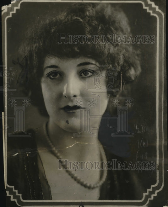 Press Photo Princess Zerdecheno - Historic Images