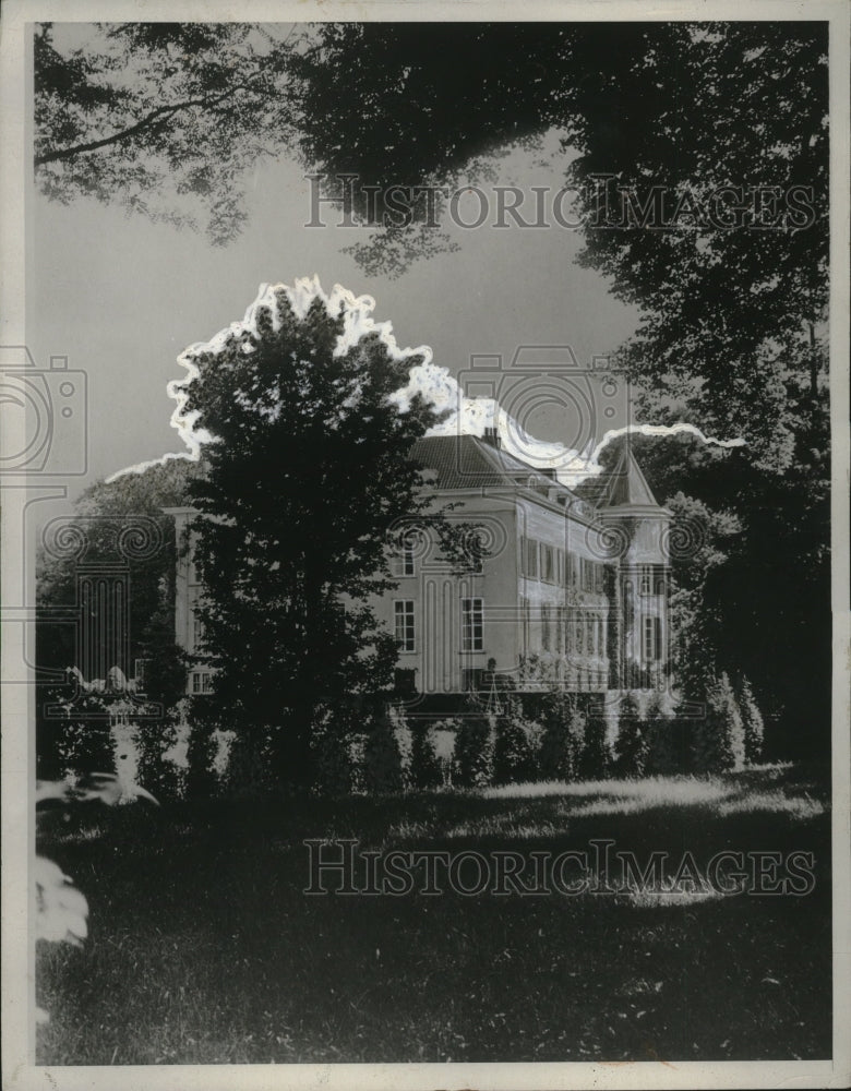 1933 Press Photo Former Kaiser's Home, Castle Doorn - neo21390-Historic Images