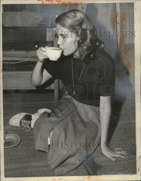 1951 Press Photo Girl Sipping Beverage - Historic Images