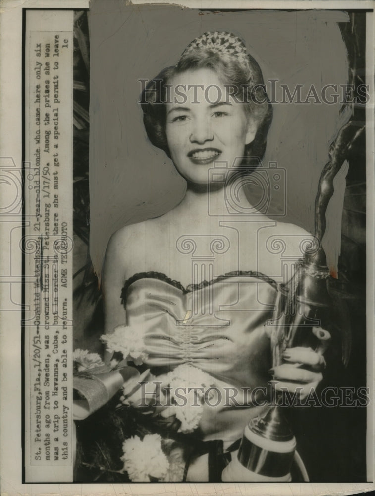 1951 Press Photo Gunhild Wettahorn crowned Miss St. Petersburg - Historic Images