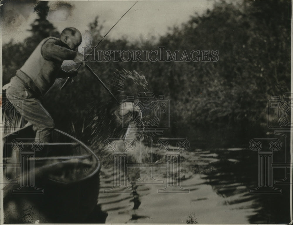 1933 Press Photo Fishing in Ontario - Historic Images