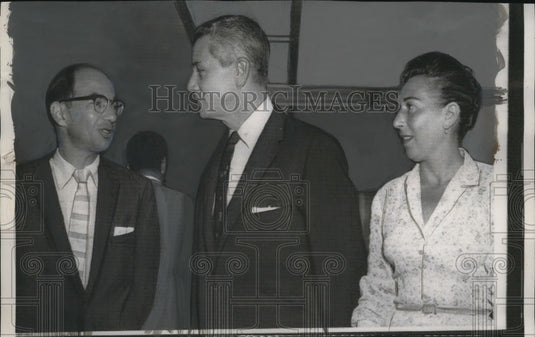 1957 Press Photo Mr. & Mrs. Kelvin Ellis & Gov LeRoy Collins at hearing - Historic Images
