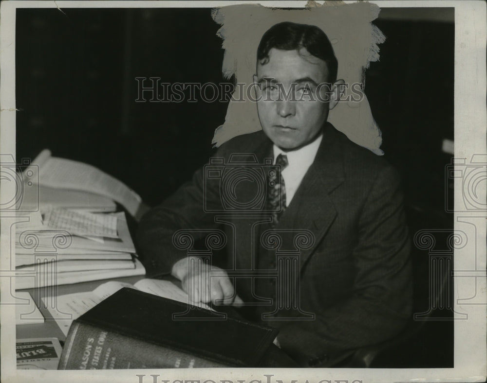 1934 Press Photo Hugh McNamee, Assistant U.S. District Attorney - Historic Images