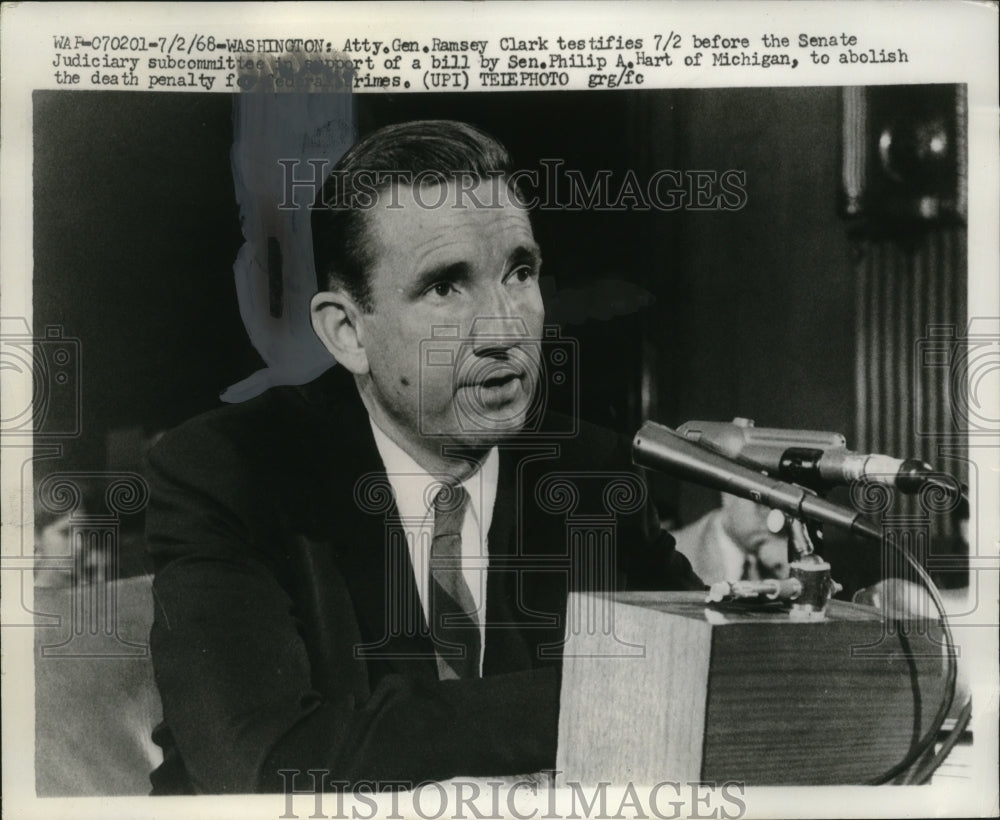 1968 Press Photo Attorney General Ramsey Clark in Senate Judiciary Committee-Historic Images