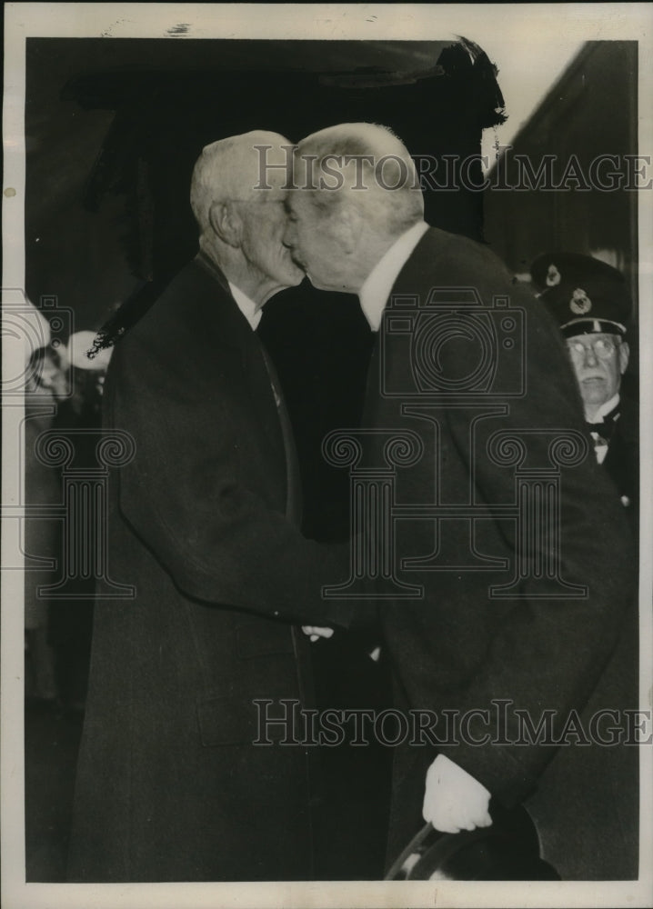 1938 Press Photo King Christian of Denmark and King Gustav in Stockholm Sweden - Historic Images