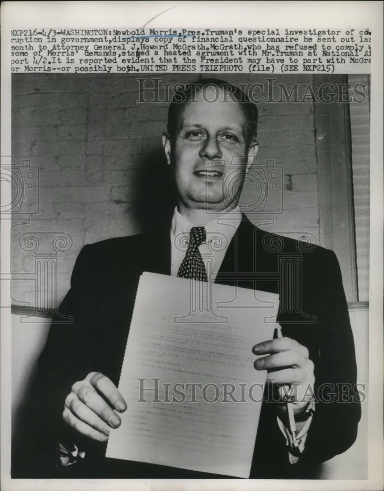 1952 Press Photo Newbold Morris with J. Howard McGrath financial Questionnaire - Historic Images