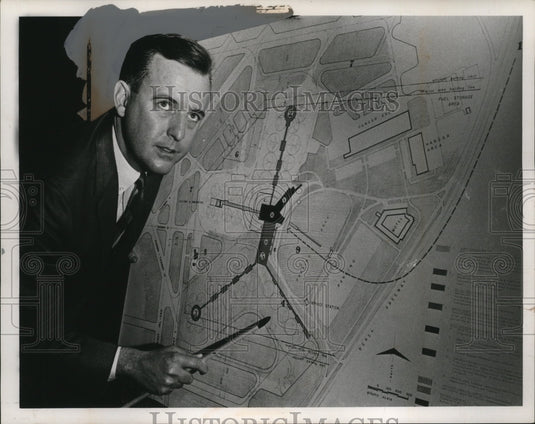 1965 Press Photo Port Director Noel Painchard - neo25045-Historic Images
