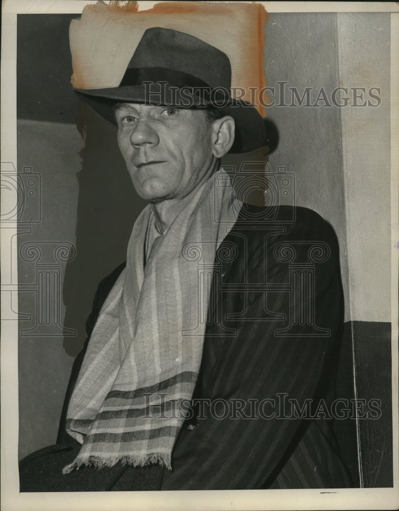 1946 Press Photo Robert Hemming Ex-Con was missing with co-ed - neo25613-Historic Images