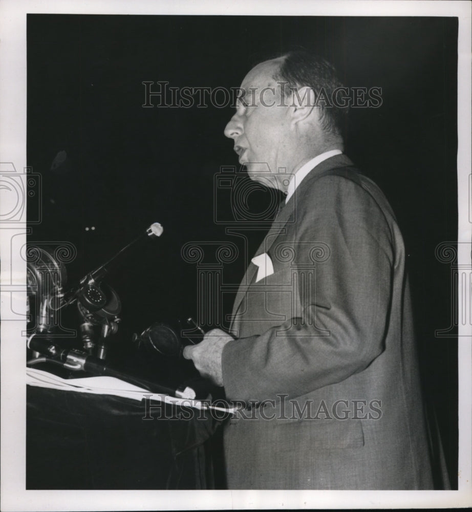 1952 Press Photo Illinois Governor Adlai Stevenson at Cleveland Ohio speech-Historic Images