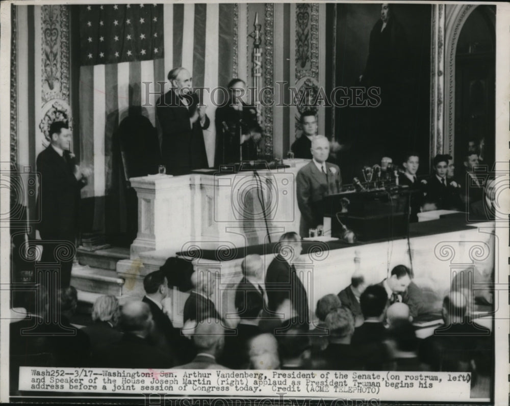 1948 Press Photo Michigan Senator Arthur Vandenberg, House Speaker Joseph Martin-Historic Images