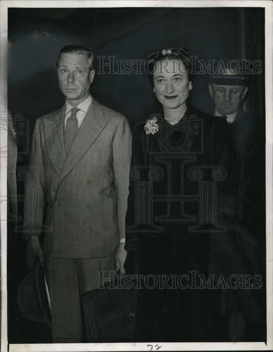 1943 Press Photo The Duke & Duchess of Windsor in NYC enroute to Boston-Historic Images