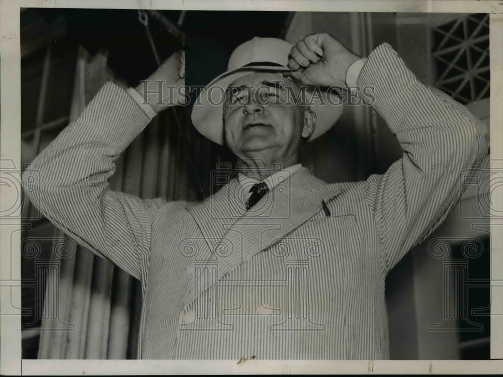 1939 Press Photo RFC chairman Jesse Jones at the White House - nep02642-Historic Images