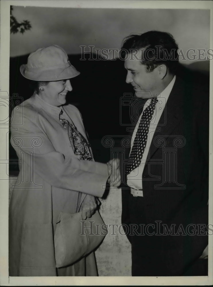 1940 GOP President candidate Wendell Willkie & Ruth H McCormick - Historic Images