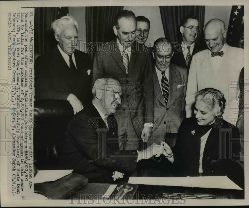 1951 Press Photo President Truman, Mrs Pandit India Ambassador - nep03110 - Historic Images