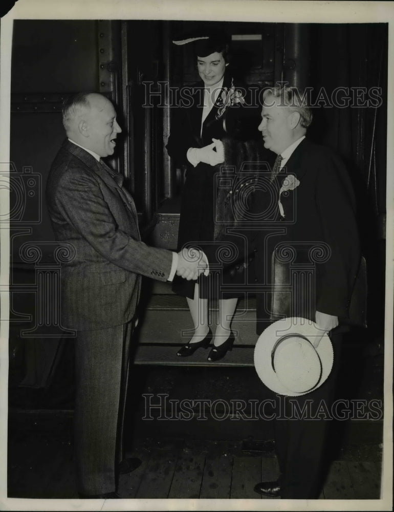 1940 Press Photo Martin Clement president of PA railroad &amp; Mrs Bricker-Historic Images