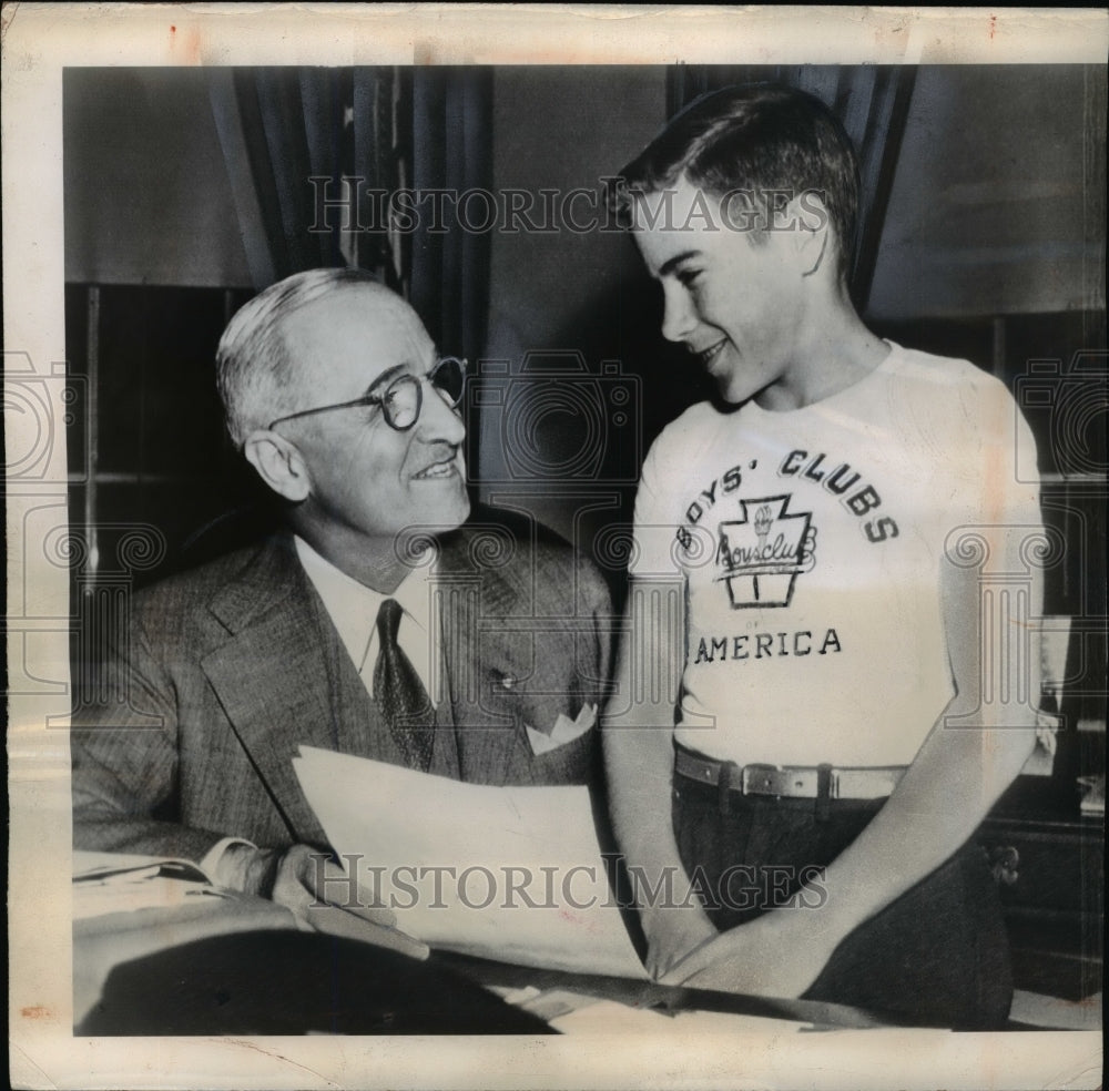 1948 Press Photo Frankie Harrison, guest of President Truman at the White House-Historic Images