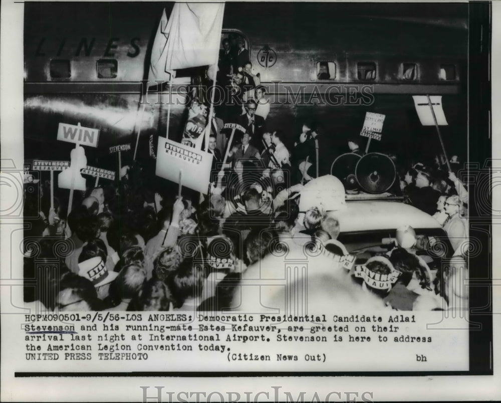 1956 Press Photo Adlai Stevenson And Estes Kefauver At International Airport- Historic Images