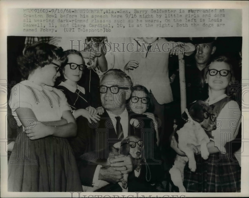 1964 Press Photo Sen. Barry Goldwater Is Surrounded At Cramton Bowl - nep04454-Historic Images