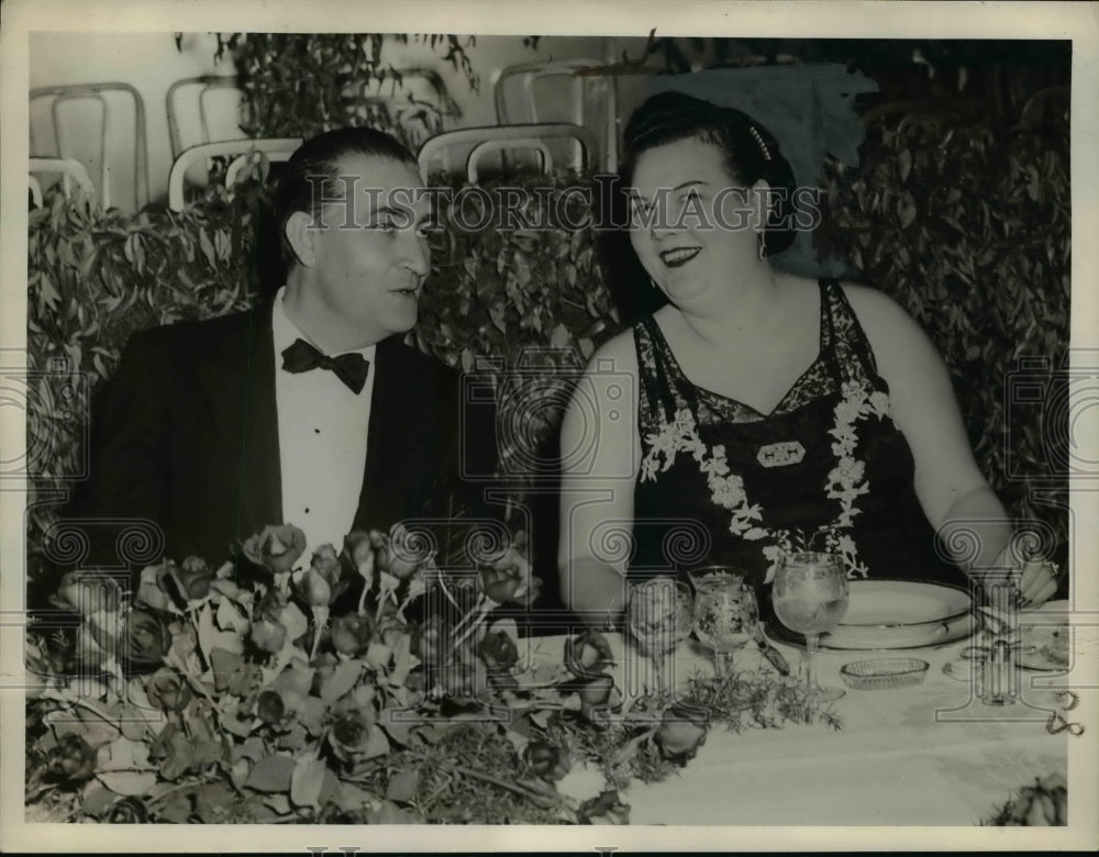 1940 Press Photo Mrs. Mercedes Tovar And Dr. Fomona-Pachano - nep04556-Historic Images