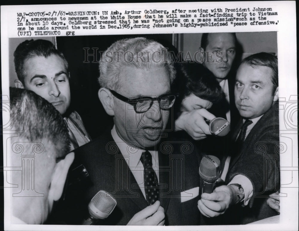 1967 Press Photo UN Amb. Arthur Goldberg Announces Fact Finding Trip to Vietnam-Historic Images