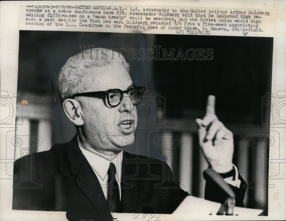 1966 Press Photo US Ambassador Arthur Goldberg United Nations Press Conference - Historic Images