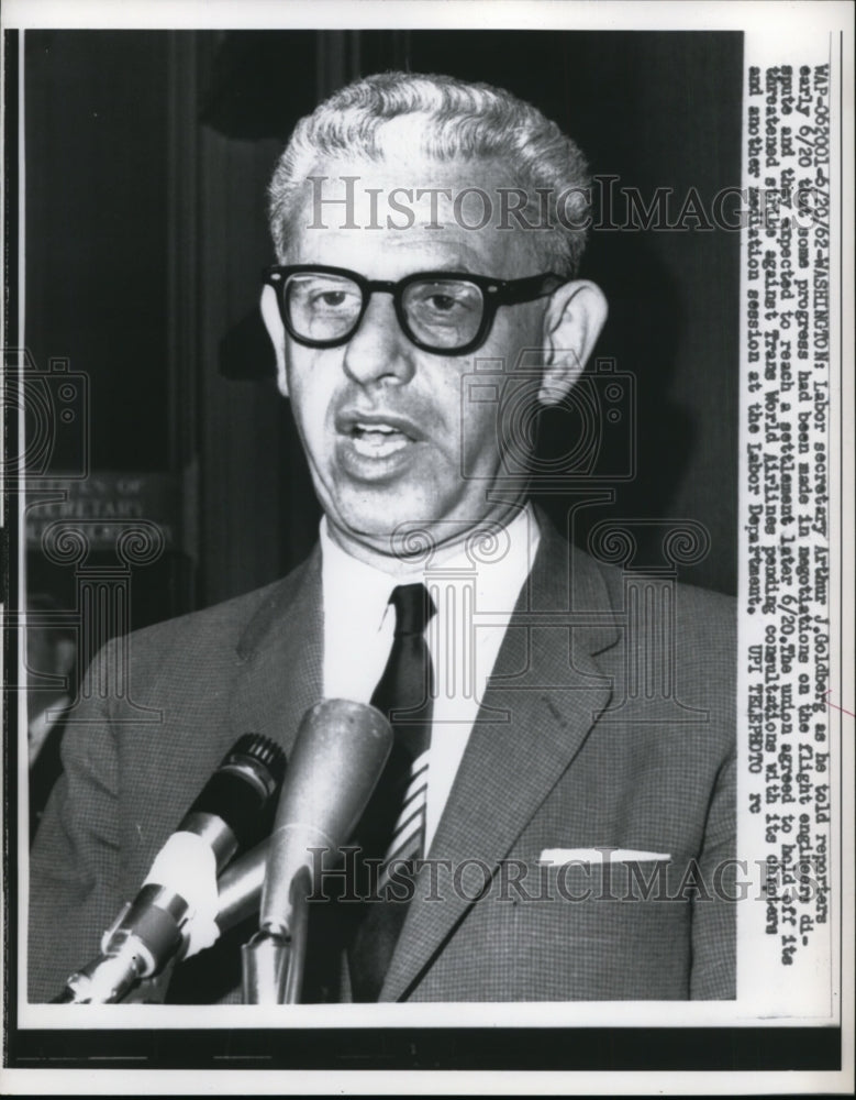 1962 Press Photo Secretary Arthur J. Goldberg Interviewed in Washington, D.C.-Historic Images