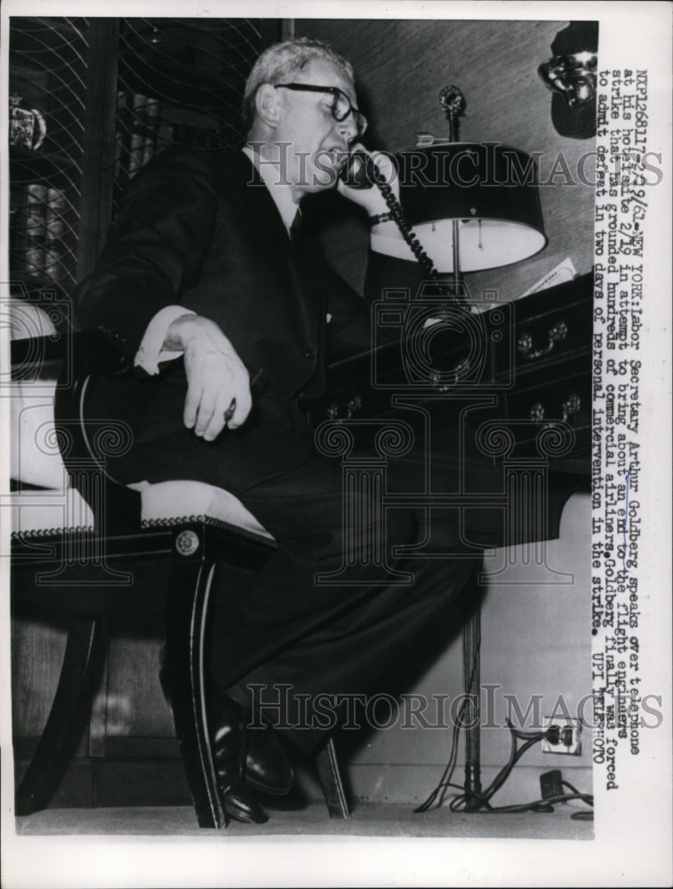 1961 Press Photo Arthur Goldberg During Flight Engineers Strike, New York-Historic Images