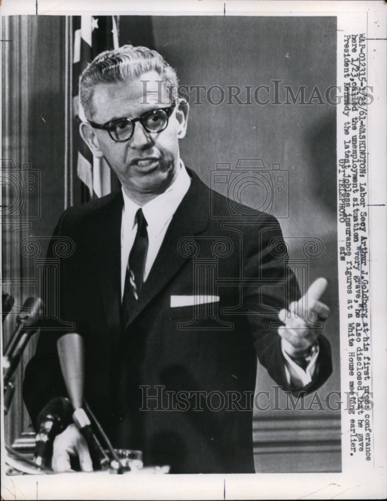 1961 Press Photo Secretary Arthur Goldberg at Press Conference, Washington, D.C.-Historic Images
