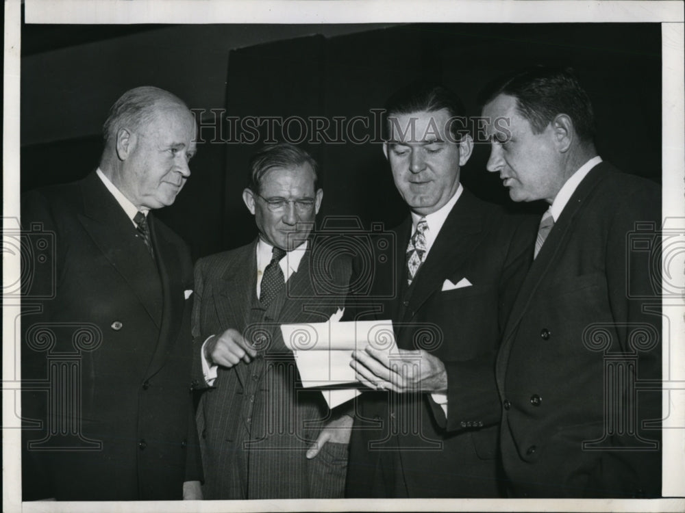 1944 Press Photo Chicago Democratic convention Postmaster Gen Frank E Walker - Historic Images