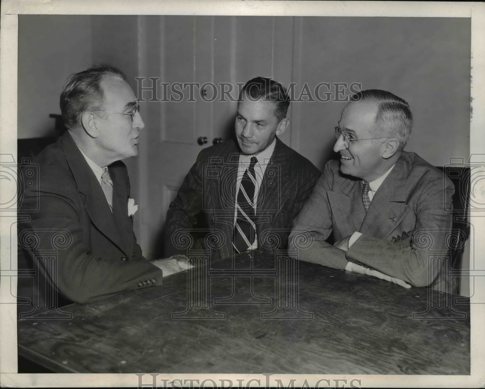 1944 Press Photo Harry S. Truman with James Mead, James Forrestal in Washington - Historic Images