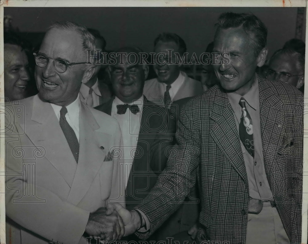 1946 Press Photo President Truman With Johnny Thompson - Historic Images