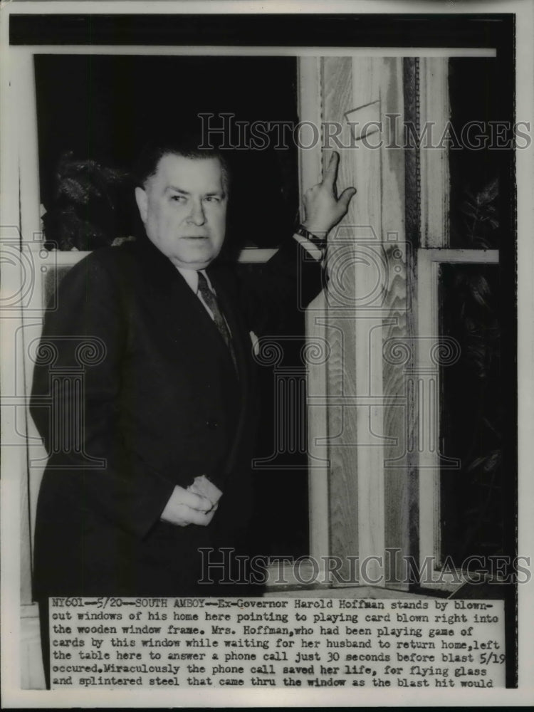 1950 Press Photo Ex-Governor Harold Hoffman Home Windows Blown Out, South Amboy - Historic Images