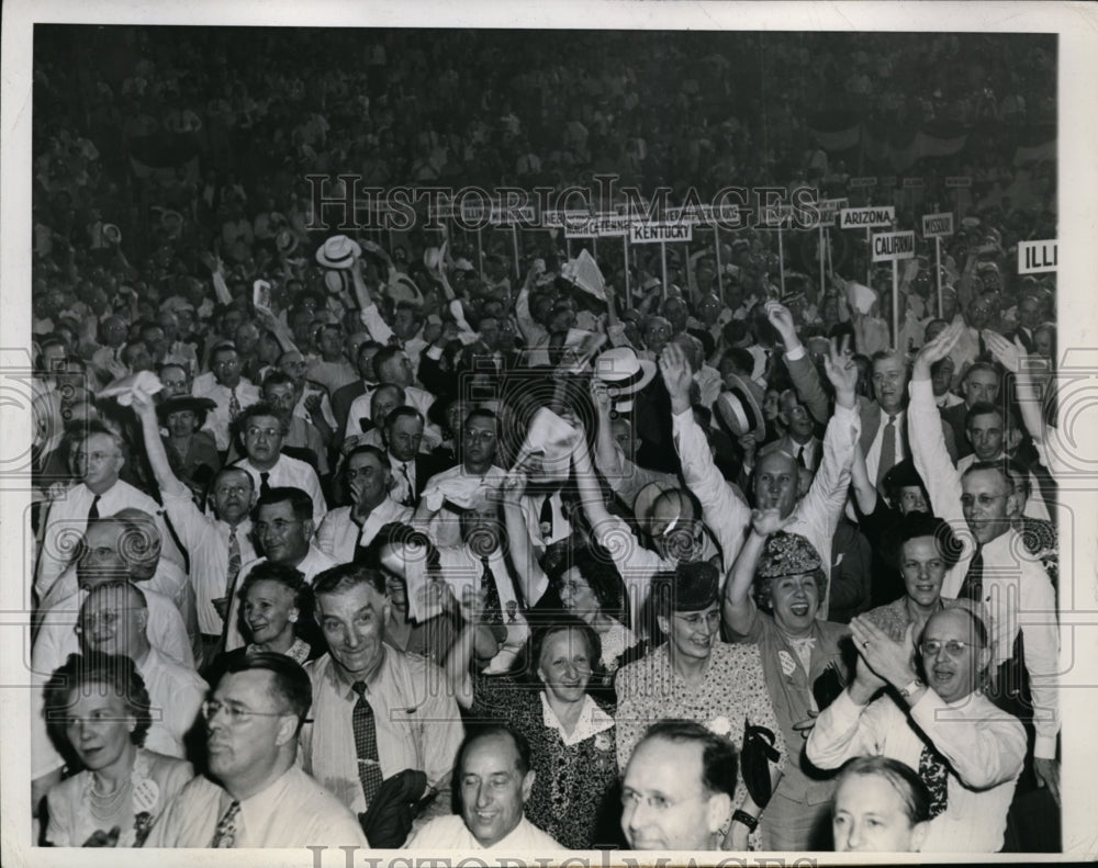 1944 Press Photo Republican National Convention Crowds for Herbert Hoover-Historic Images