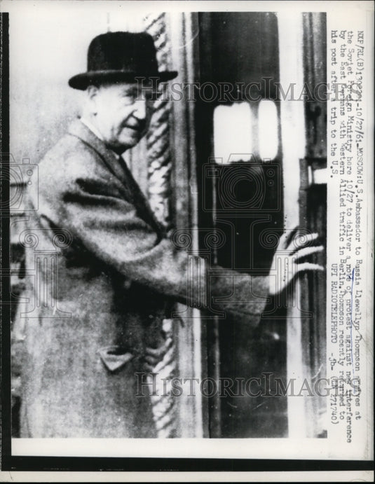1961 Press Photo US Ambassador to Russia, Llewellyn Thompson, at Soviet Ministry - Historic Images