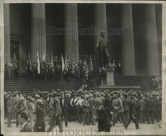 1929 Press Photo New York Hon Joseph Lawson addresses crowd at Sub Treasury-Historic Images